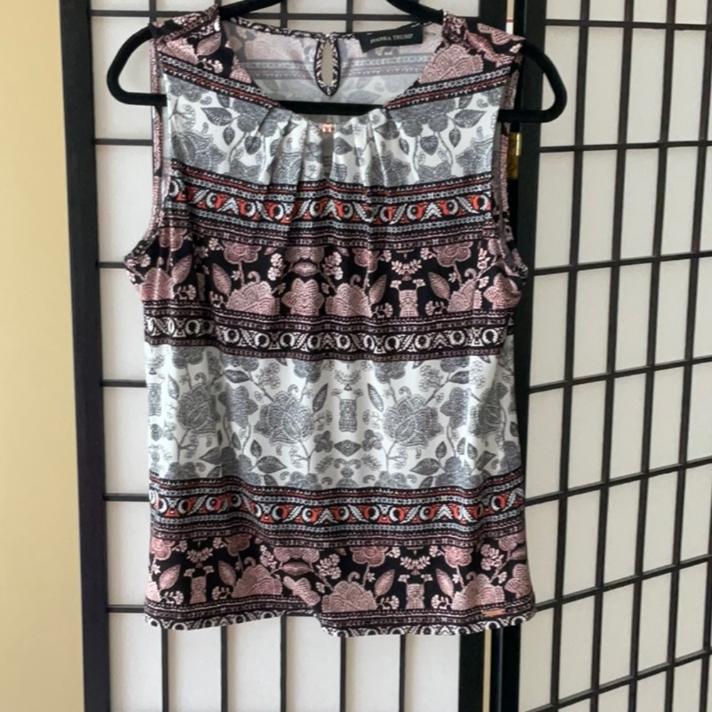 Multi colored top